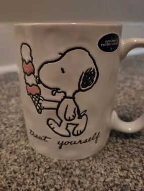 Snoopy 'Treat Yourself' Ceramic Mug with Ice Cream Cone Peanuts